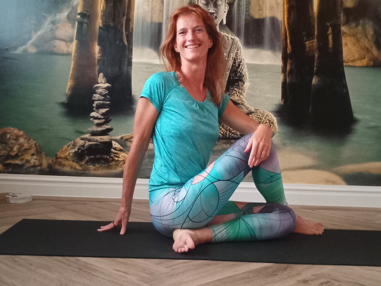 Anja yoga les in Monster